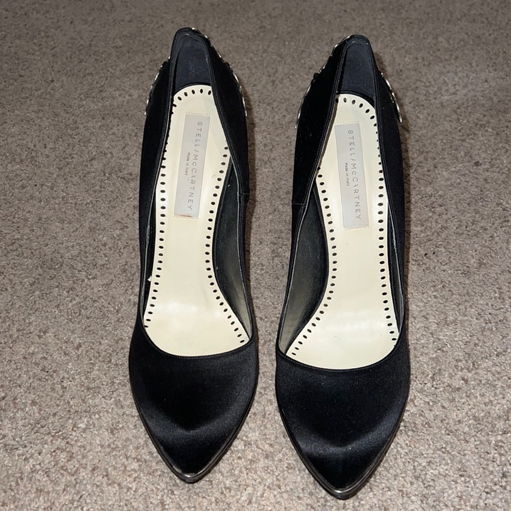 Black stiletto heels